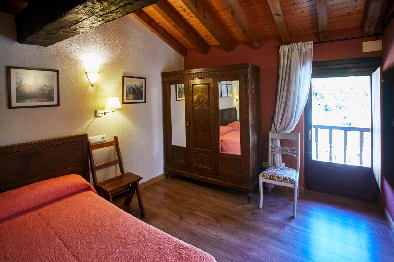 Sendero Del Saja-Besaya Pension Cobejo Buitenkant foto