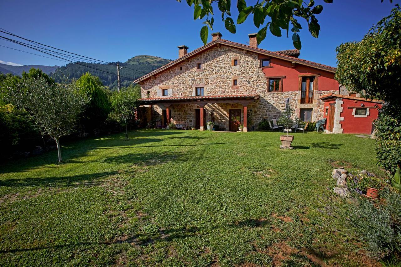 Sendero Del Saja-Besaya Pension Cobejo Buitenkant foto