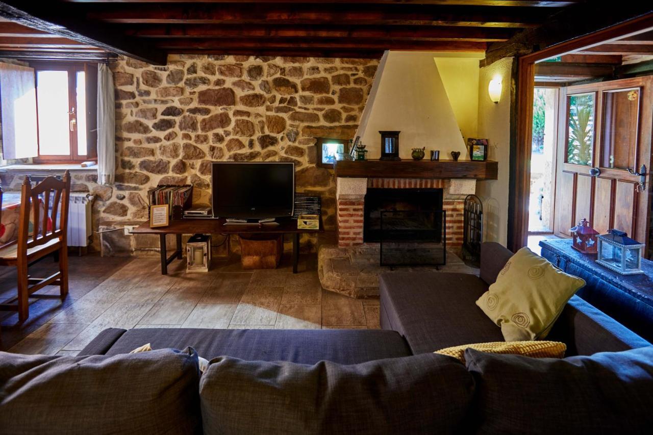 Sendero Del Saja-Besaya Pension Cobejo Buitenkant foto